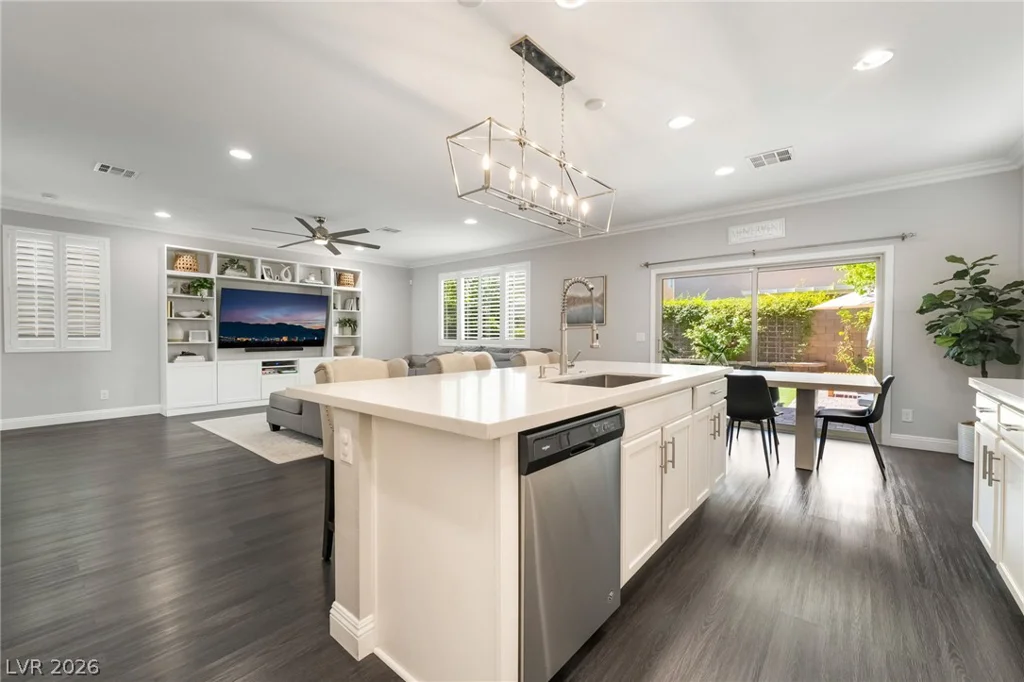 279 Walkinshaw, Las Vegas, NV 89148