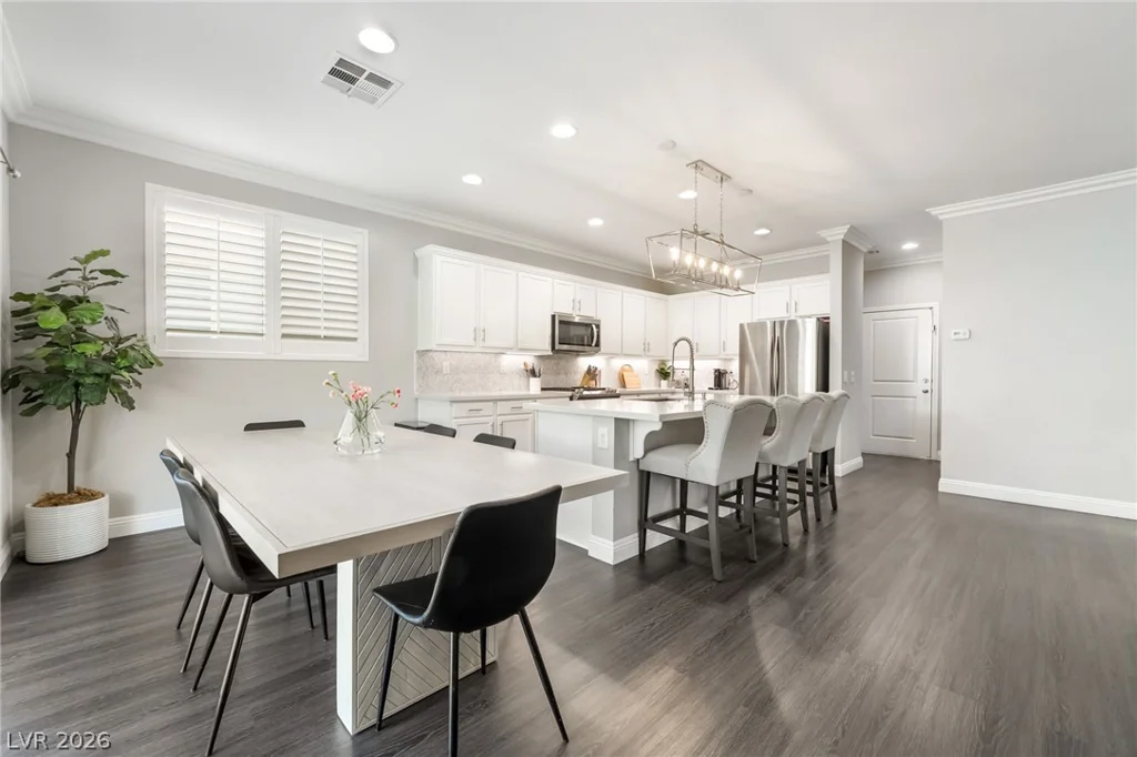 279 Walkinshaw, Las Vegas, NV 89148