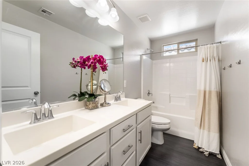 279 Walkinshaw, Las Vegas, NV 89148