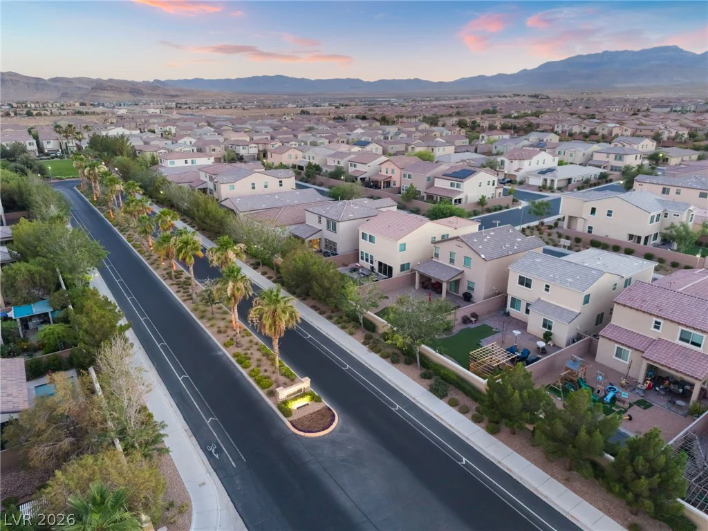 279 Walkinshaw, Las Vegas, NV 89148