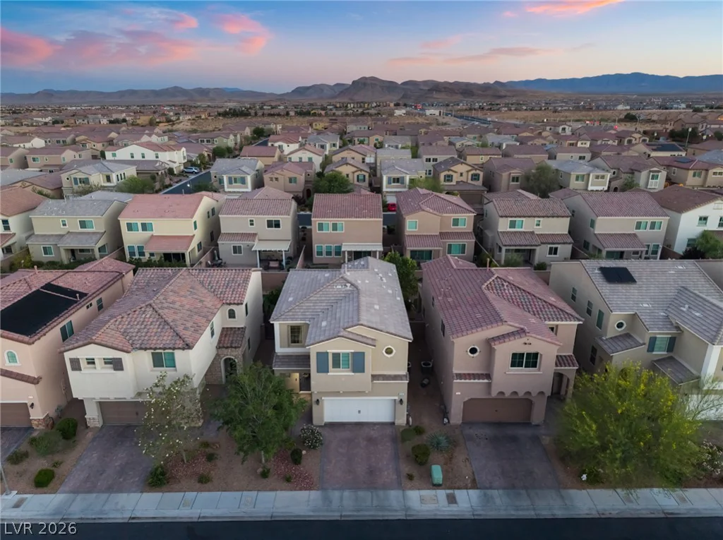 279 Walkinshaw, Las Vegas, NV 89148