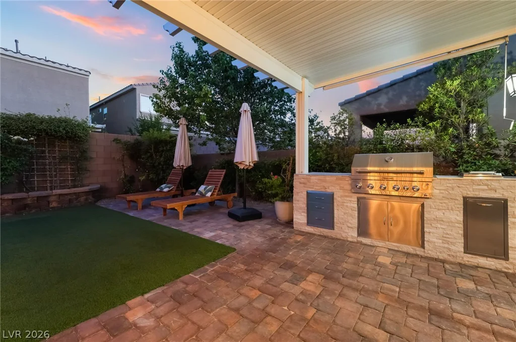 279 Walkinshaw, Las Vegas, NV 89148