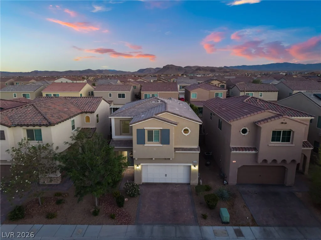 279 Walkinshaw, Las Vegas, NV 89148