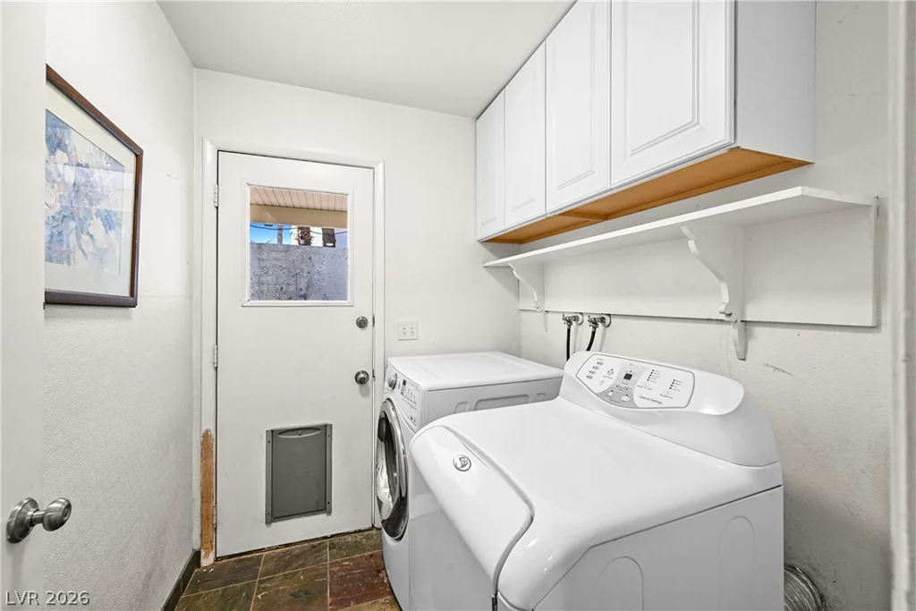 301 Lander, Henderson, NV 89074