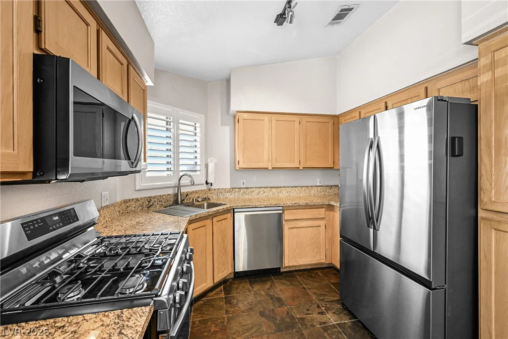 301 Lander, Henderson, NV 89074
