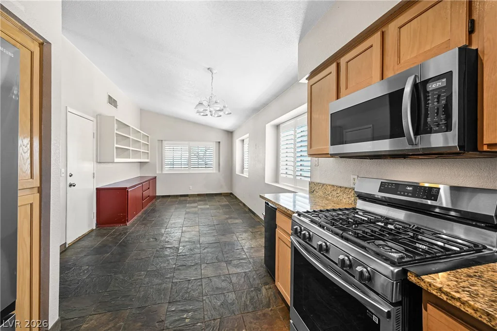 301 Lander, Henderson, NV 89074