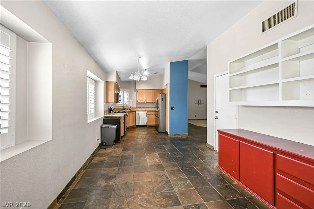 301 Lander, Henderson, NV 89074