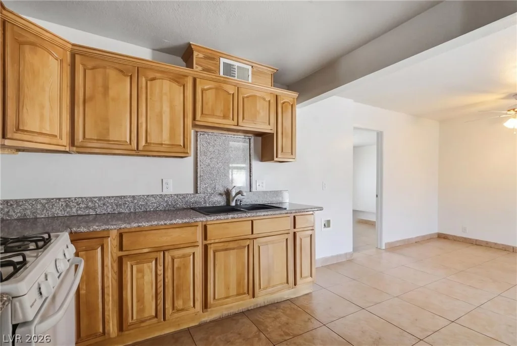 1504 Eastwood, Las Vegas, NV 89104