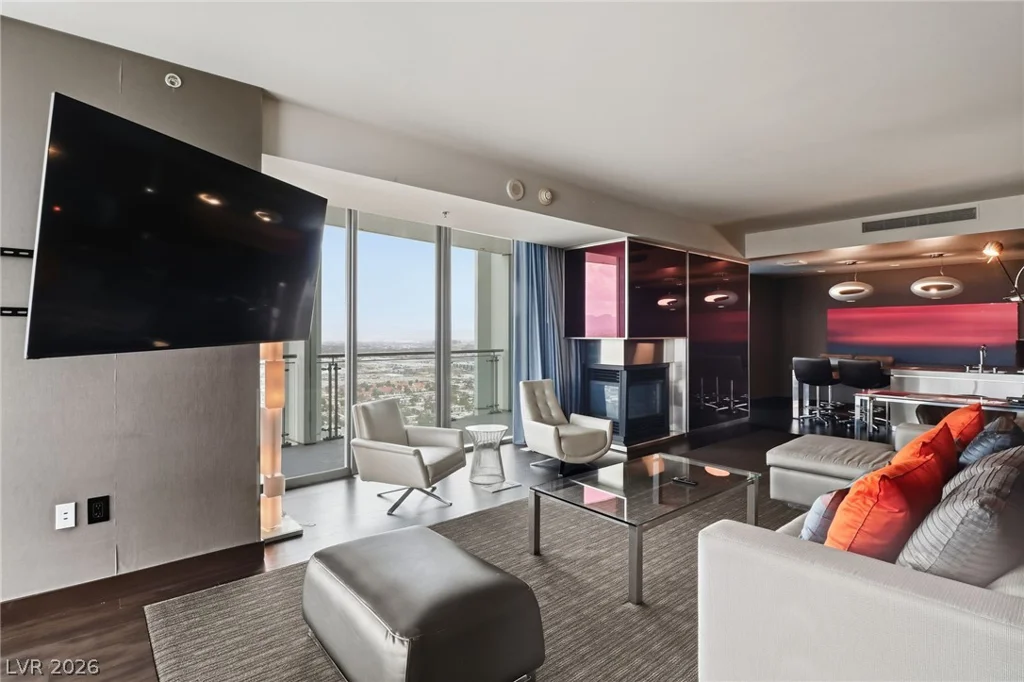 4381 Flamingo, Las Vegas, NV 89103