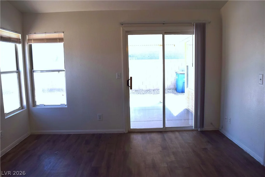 6660 Lost Dutchman, Las Vegas, NV 89108