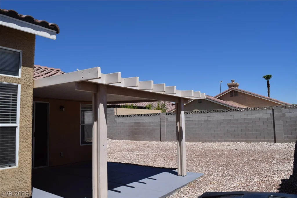 6660 Lost Dutchman, Las Vegas, NV 89108