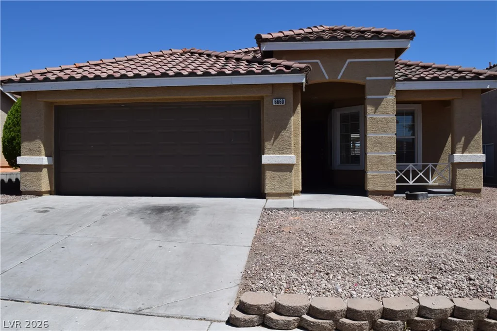 6660 Lost Dutchman, Las Vegas, NV 89108