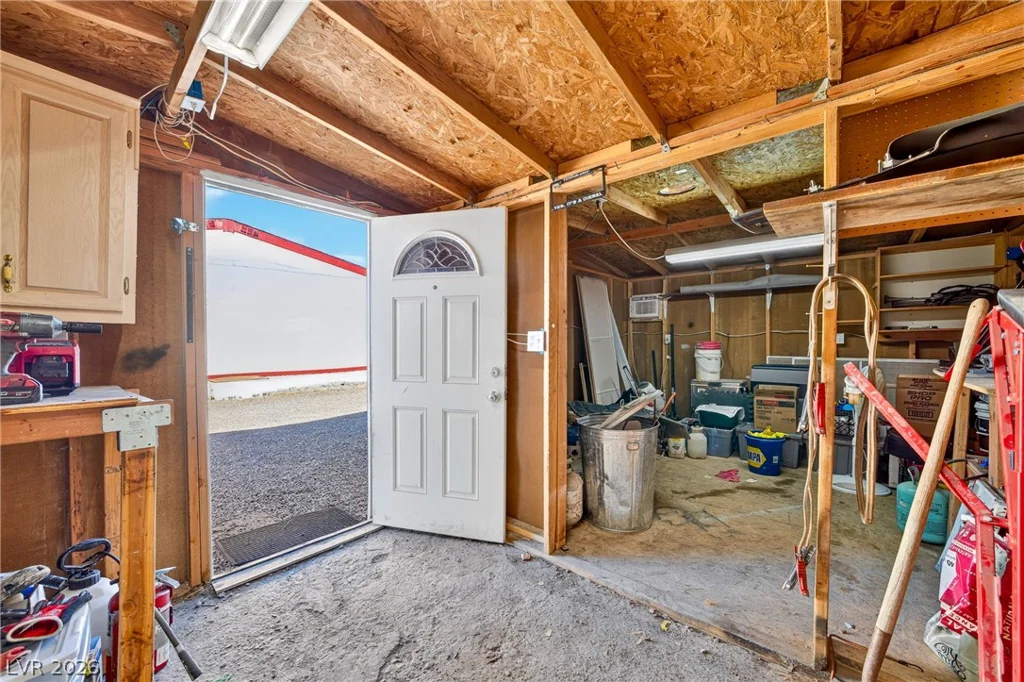 1310 Black, Pahrump, NV 89060