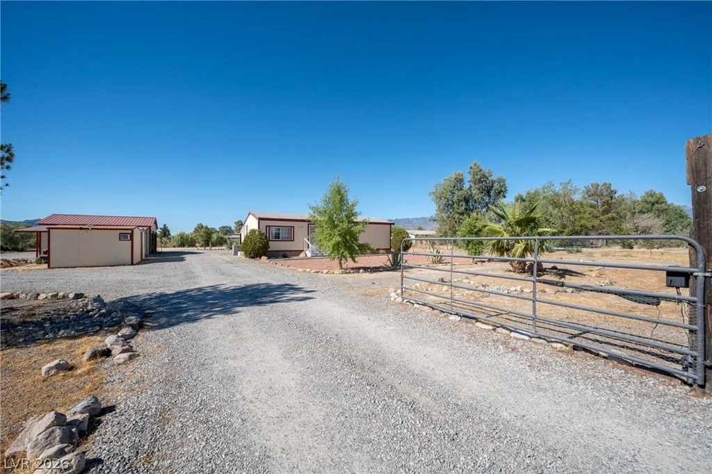 1310 Black, Pahrump, NV 89060