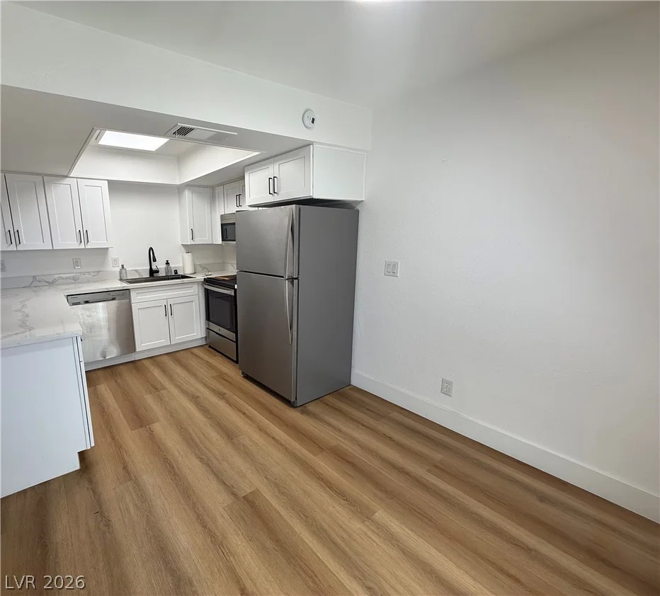 4300 Lamont, Las Vegas, NV 89115