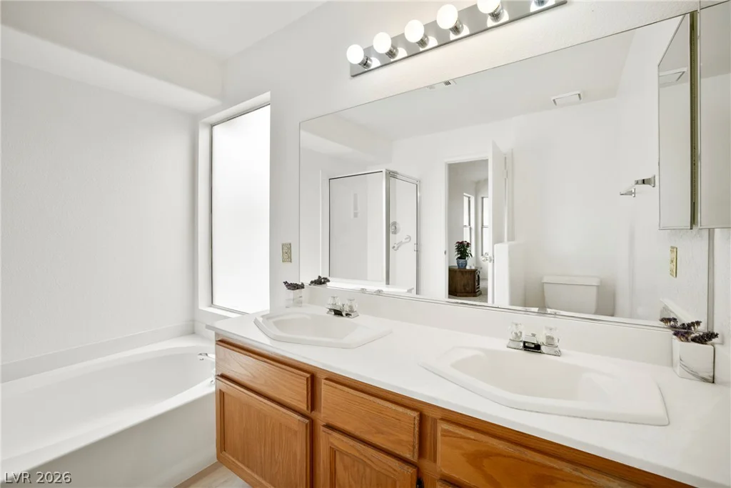 901 Dodge, Henderson, NV 89002