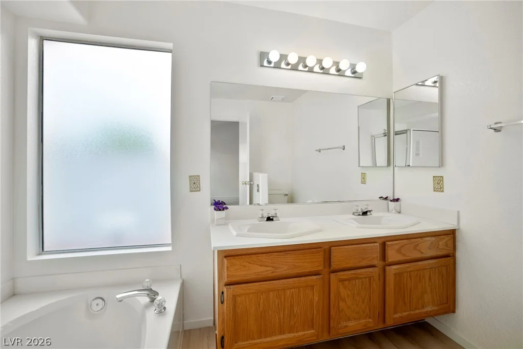 901 Dodge, Henderson, NV 89002
