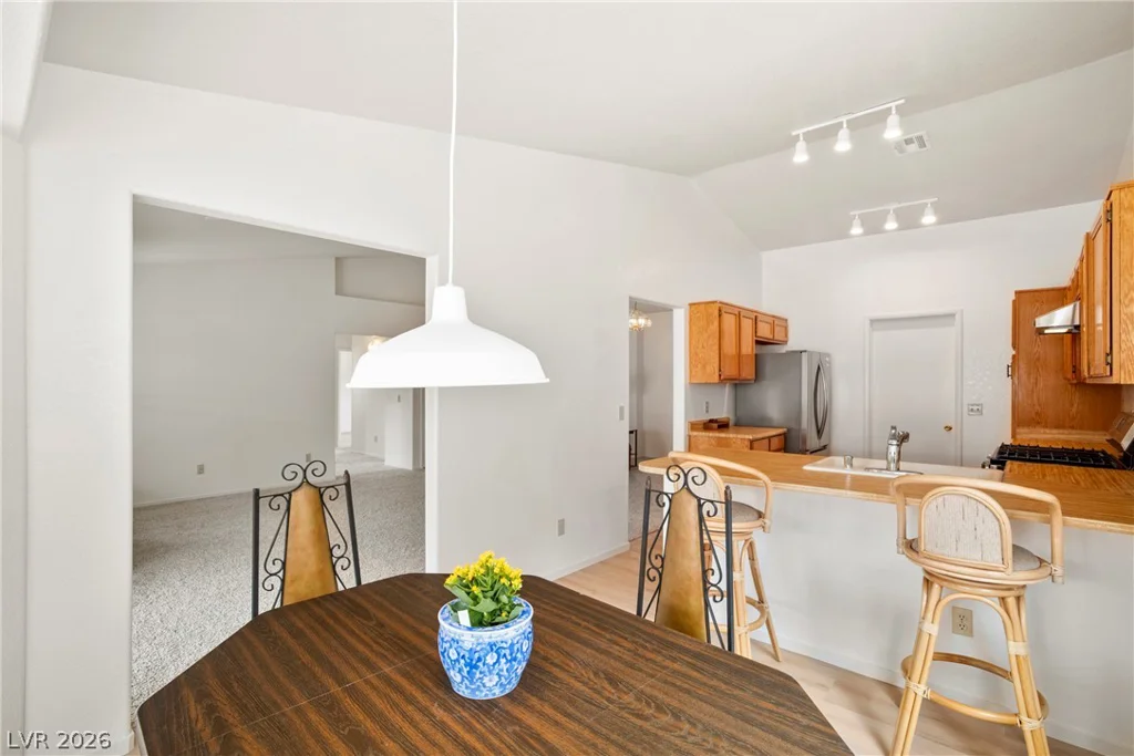 901 Dodge, Henderson, NV 89002