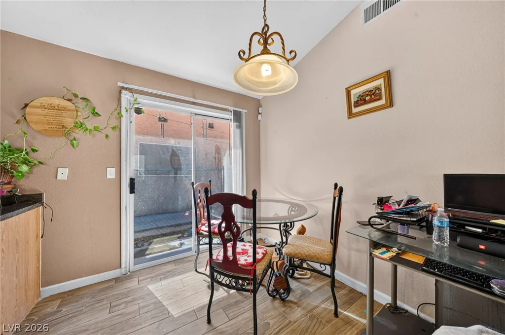 4614 Little Finch, Las Vegas, NV 89115