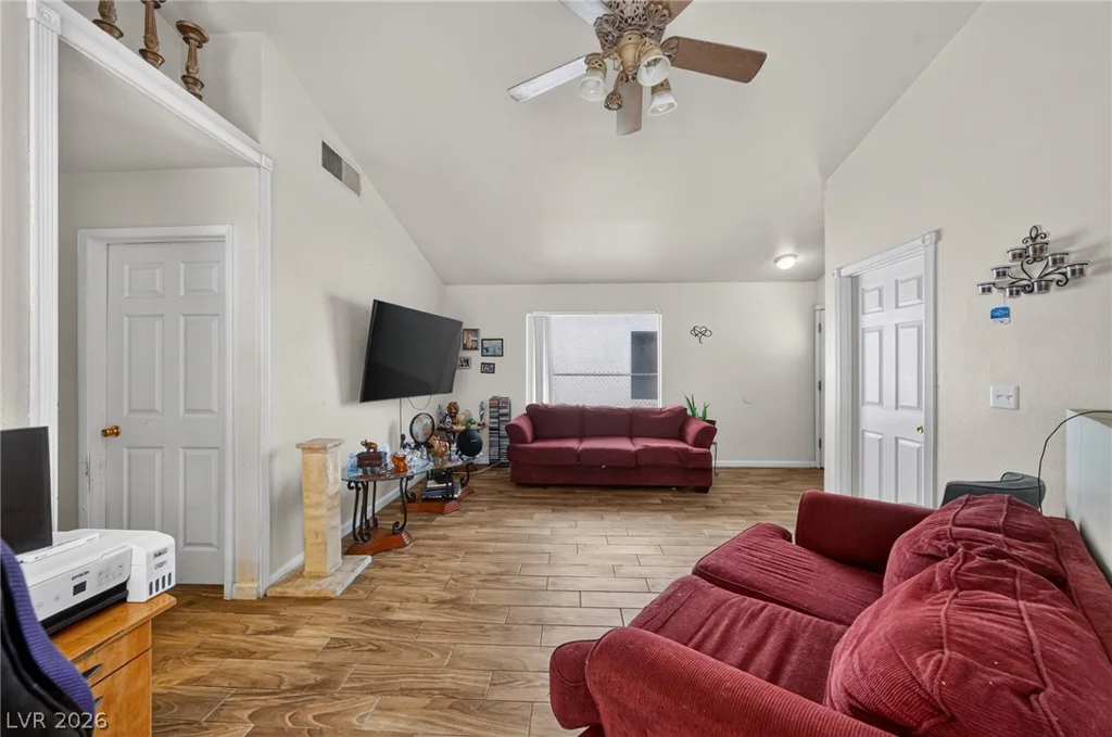 4614 Little Finch, Las Vegas, NV 89115