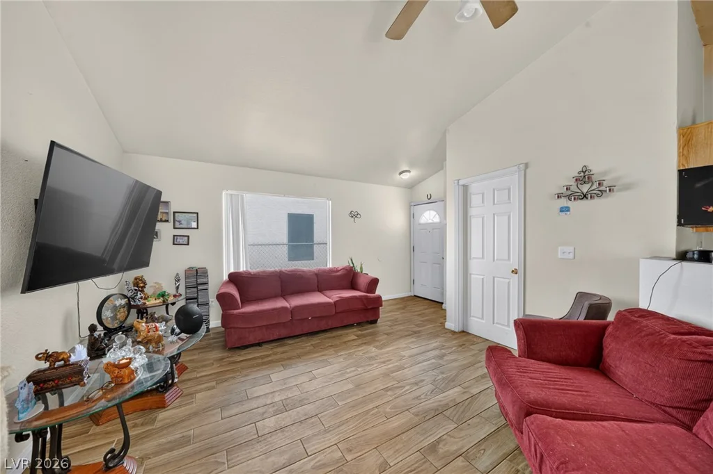 4614 Little Finch, Las Vegas, NV 89115