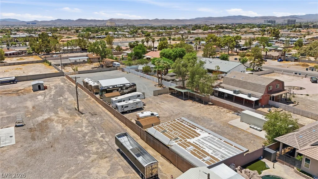 7996 La Cienega, Las Vegas, NV 89123