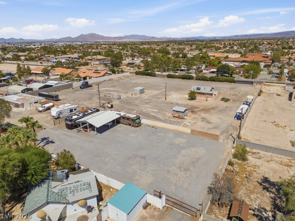 7996 La Cienega, Las Vegas, NV 89123