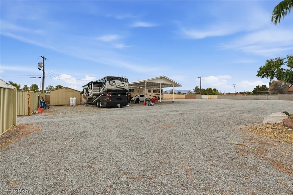 7996 La Cienega, Las Vegas, NV 89123