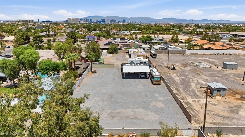 7996 La Cienega, Las Vegas, NV 89123