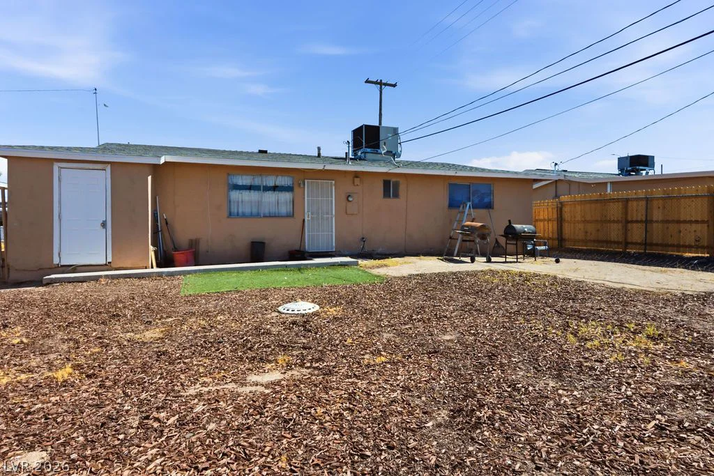 1916 Nelson, North Las Vegas, NV 89032