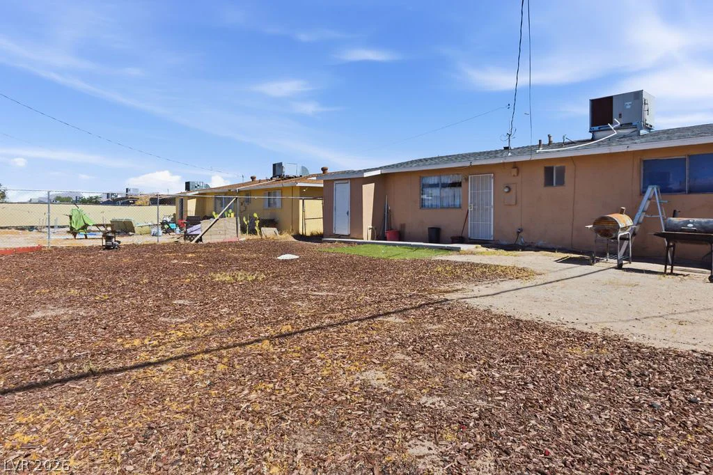 1916 Nelson, North Las Vegas, NV 89032