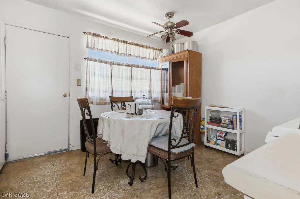 1916 Nelson, North Las Vegas, NV 89032