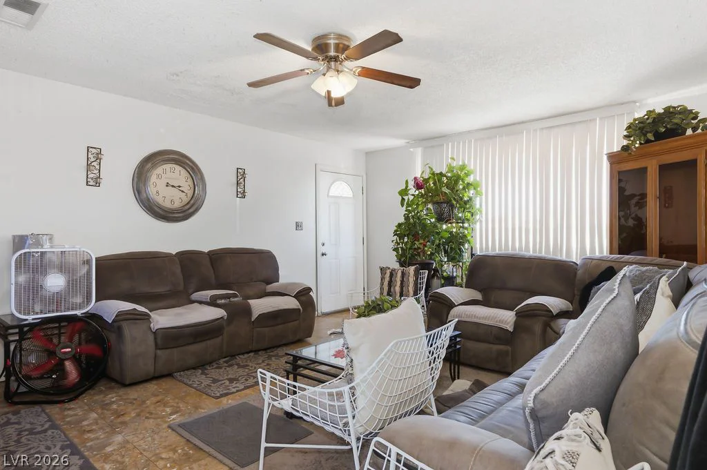 1916 Nelson, North Las Vegas, NV 89032