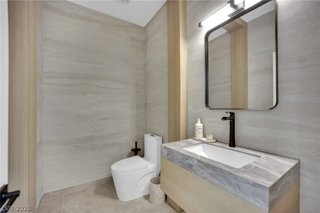 8121 Sunset Cove, Las Vegas, NV 89128