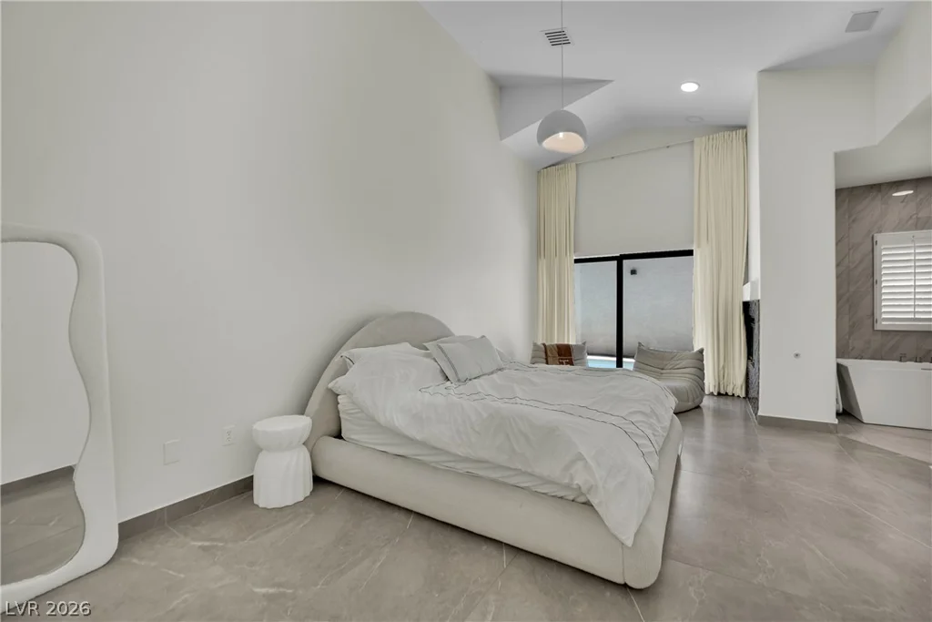 8121 Sunset Cove, Las Vegas, NV 89128
