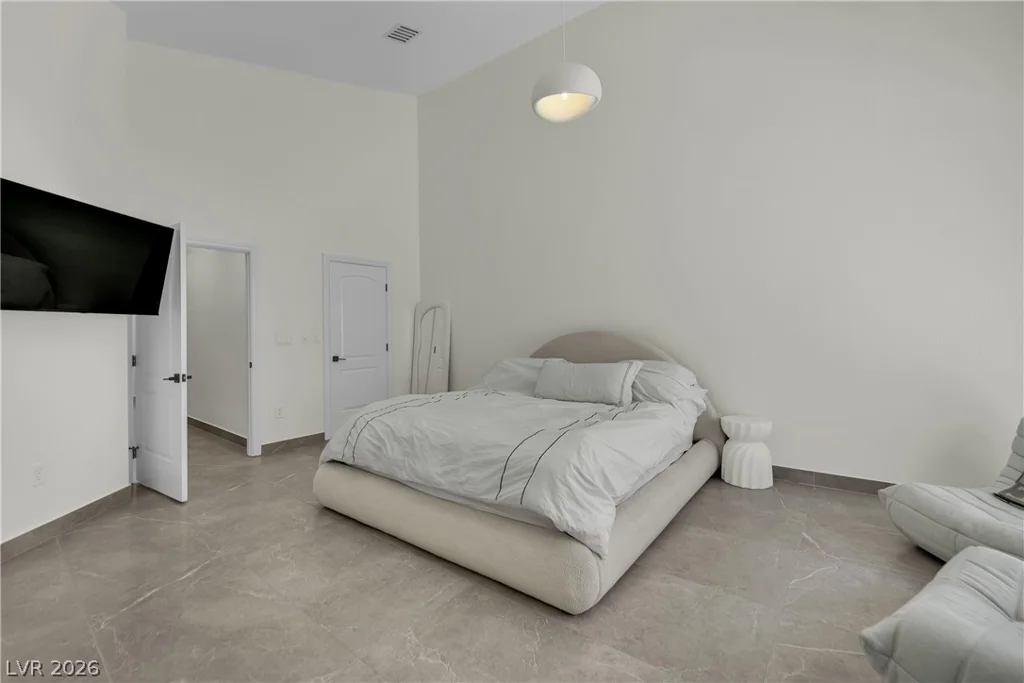 8121 Sunset Cove, Las Vegas, NV 89128