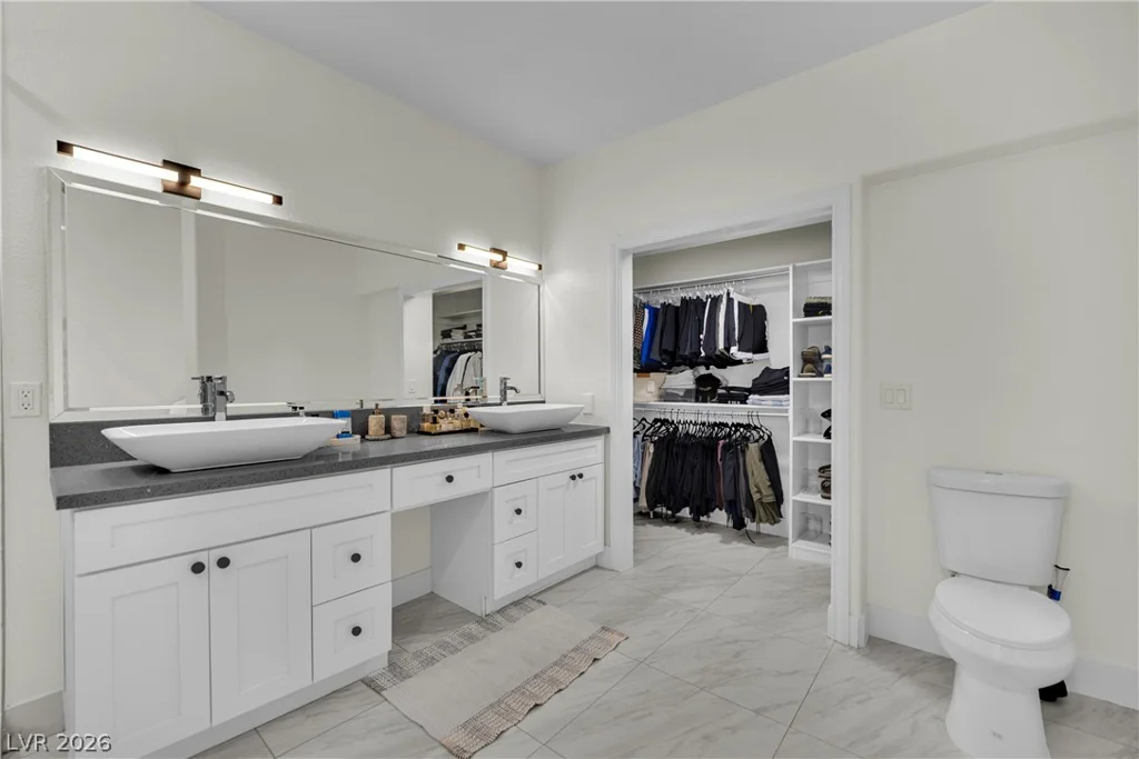 8121 Sunset Cove, Las Vegas, NV 89128