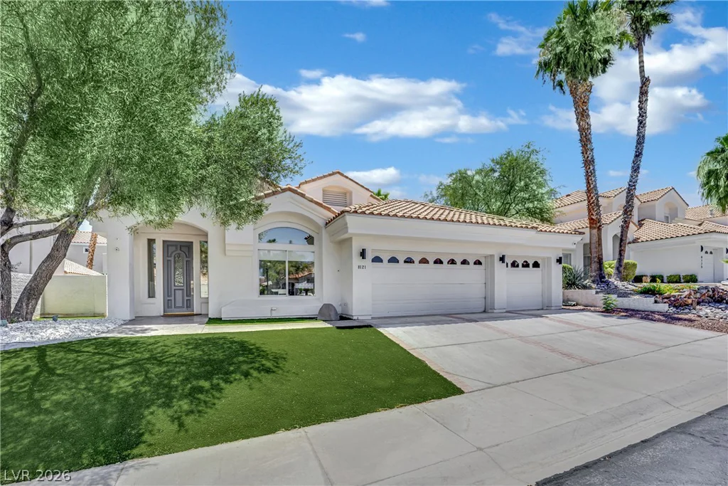 8121 Sunset Cove, Las Vegas, NV 89128