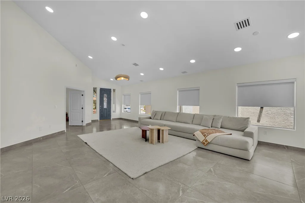 8121 Sunset Cove, Las Vegas, NV 89128
