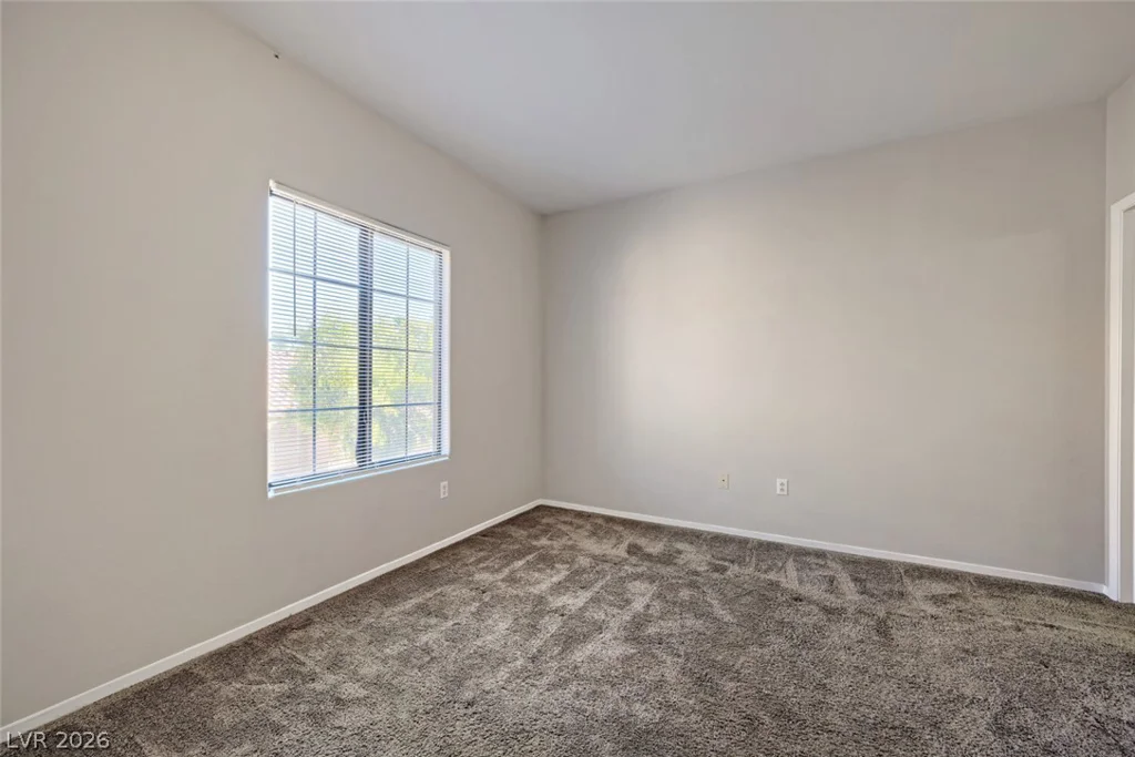 2161 Hussium Hills, Las Vegas, NV 89108