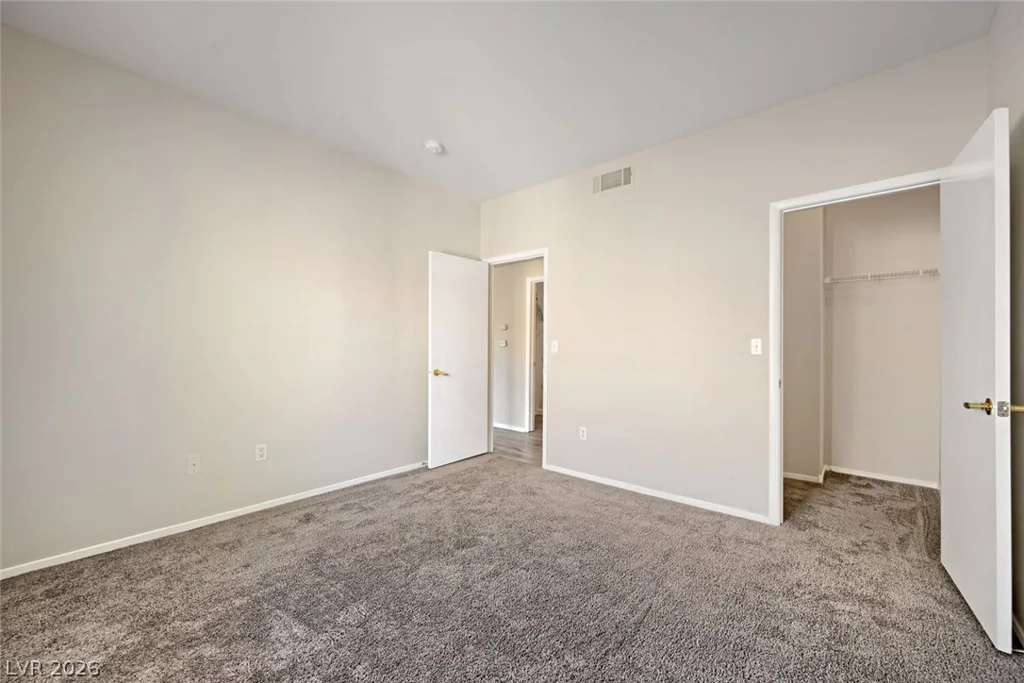 2161 Hussium Hills, Las Vegas, NV 89108