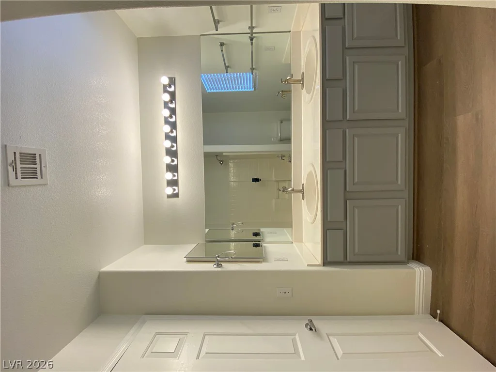 2456 Silver Sunrise, Henderson, NV 89052