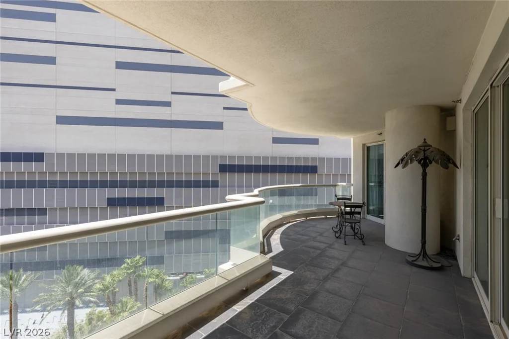 2747 Paradise, Las Vegas, NV 89109