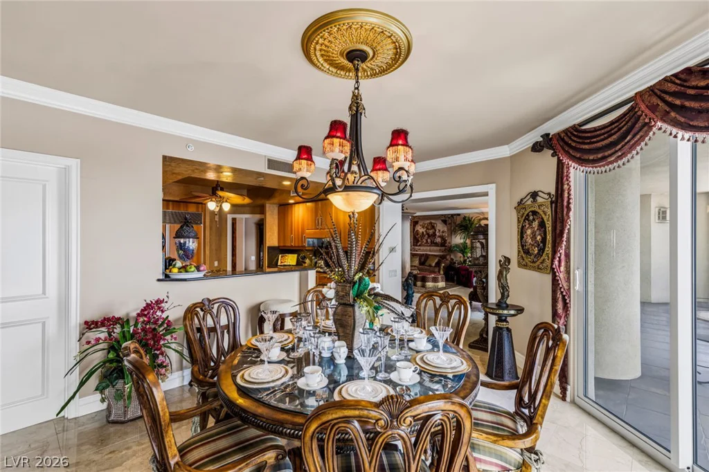 2747 Paradise, Las Vegas, NV 89109