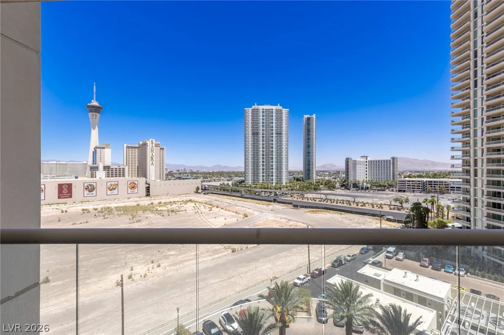 2747 Paradise, Las Vegas, NV 89109