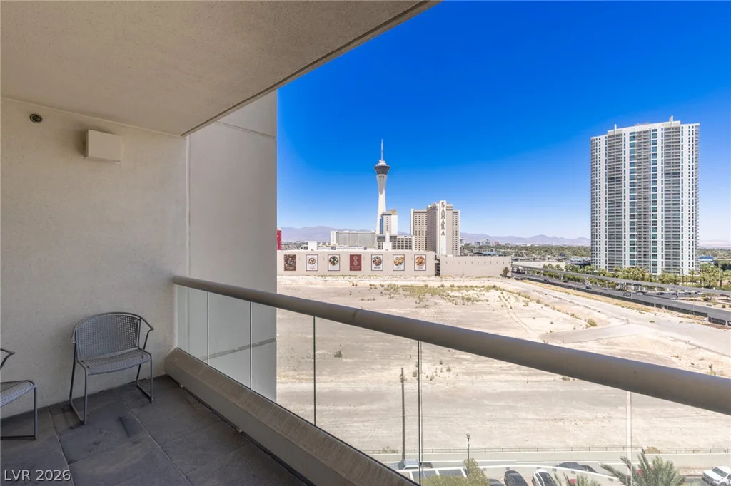 2747 Paradise, Las Vegas, NV 89109