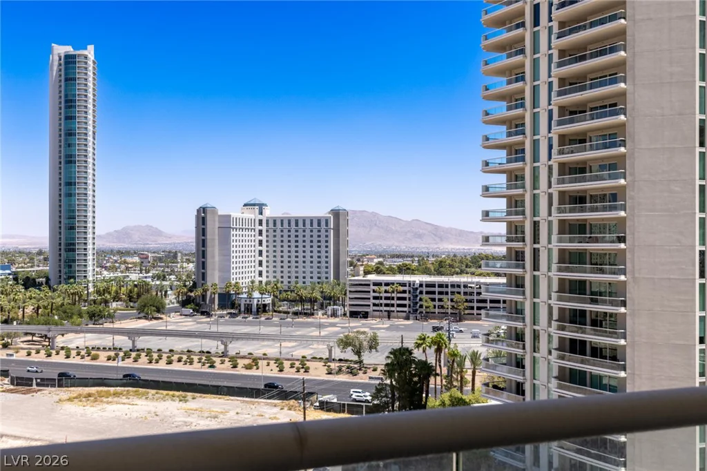 2747 Paradise, Las Vegas, NV 89109