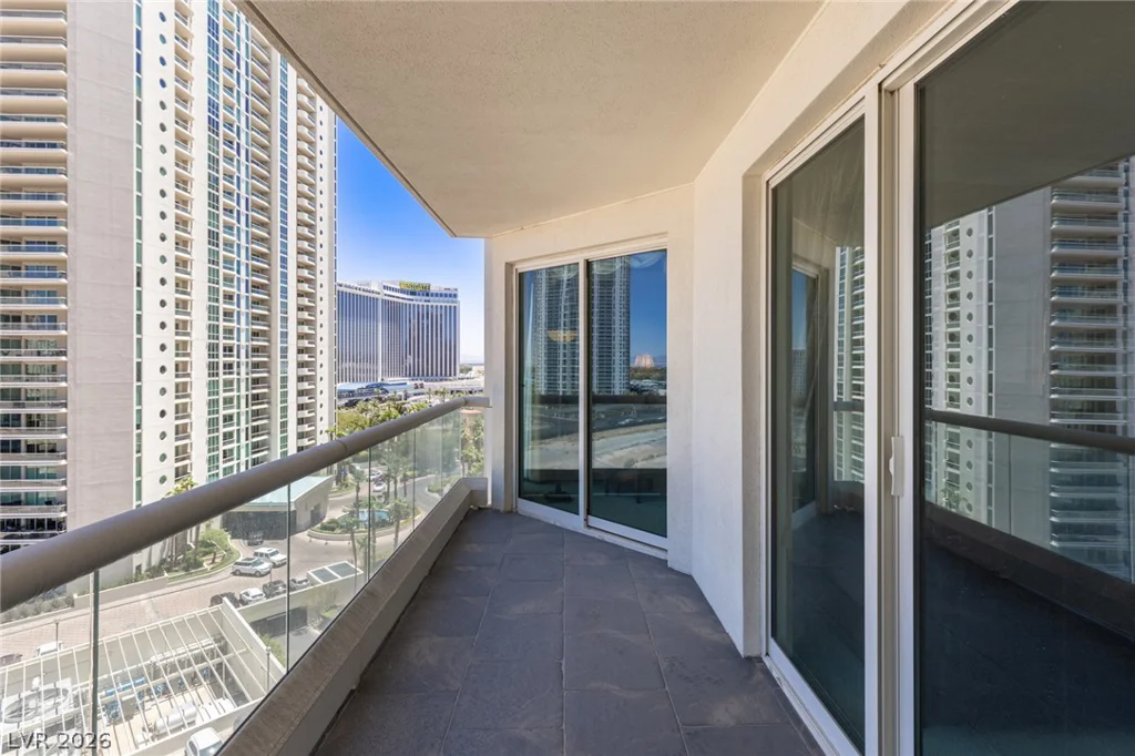 2747 Paradise, Las Vegas, NV 89109