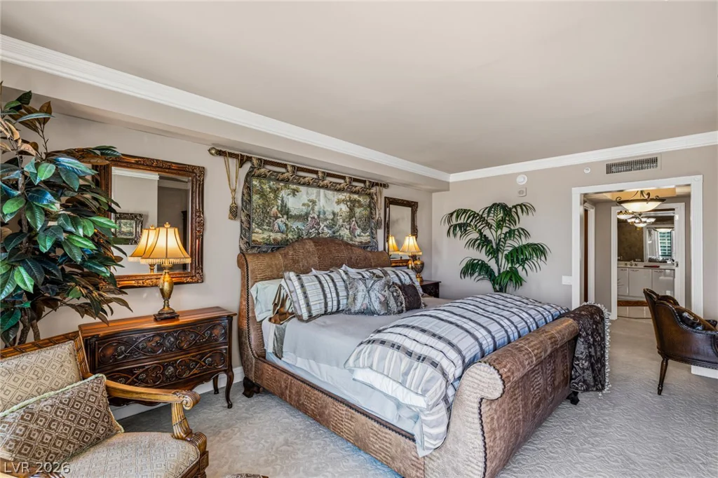 2747 Paradise, Las Vegas, NV 89109