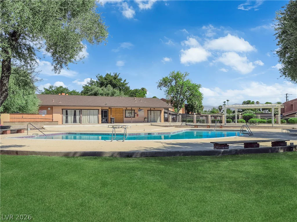 4037 Nightingale, Las Vegas, NV 89107